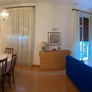 Toledo 355 נאפולי