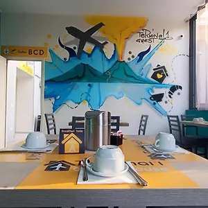 Terminal 1 נאפולי